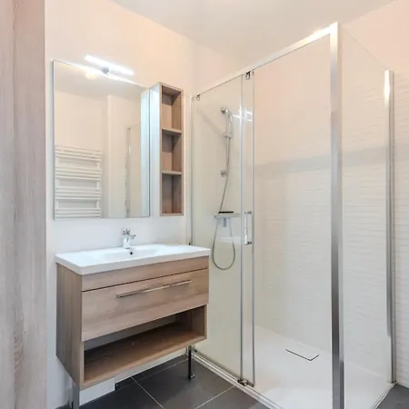 Apartment Vue 50m Des Salins Piscine 2 Parkings Terrasse *